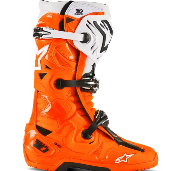 Alpinestars Tech 10 Enduro-Stiefel in Orange mit Schutz- und Verstärkungselementen seitlich von links abgebildet.
