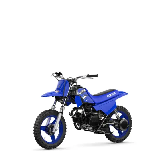 Yamaha PW50 in Blau, kindgerechtes Motocross-Motorrad auf weißem Hintergrund