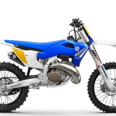 Motorrad Husqvarna TC 300 Heritage in Seitenansicht mit blauer, weißer und gelber Verkleidung