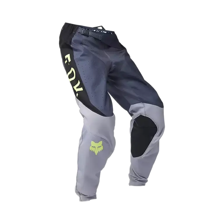 Fox 360 Divider MX-Hose aus Cordura® Ripstop mit Stretchzonen und Lederbesatz an den Knien in frontal-seitlicher Ansicht.