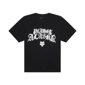 Schwarzes T‑Shirt mit weißem Planet Alaska Schriftzug und Grafik von Fox Racing, inspiriert von Brage Vestavik.