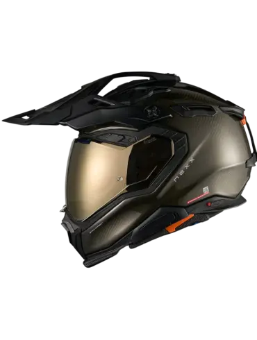 Seitenansicht des NEXX X.WED3 Adventure-Motorradhelms aus Carbon mit Visier und Peak.