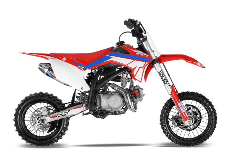 Seitenansicht eines RXF 125 Pitbikes mit rotem, blauem und weißem Dekor auf weißem Hintergrund