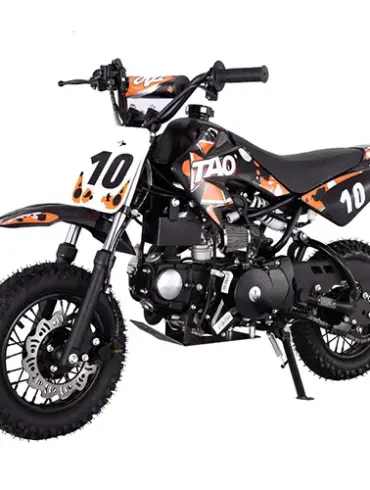 Tao Motor DB10 Mini-Dirtbike für Kinder, schwarz-orange mit Startnummer 10, Seitenansicht.