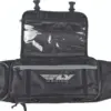 Geöffnetes FLY Racing Tool Pack mit mehreren Fächern und transparenter Tasche.