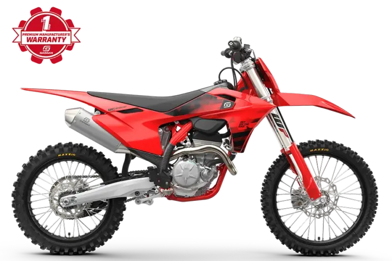 GASGAS MC 250F 2027 Motocross-Motorrad, seitliche Ansicht, rote Verkleidung, schwarze Details.