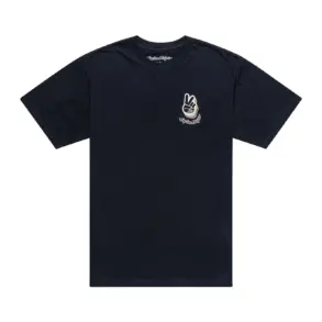 Schwarzes Kurzarm-T-Shirt mit kleinem Peace-Zeichen und Schriftzug auf der linken Brustseite.