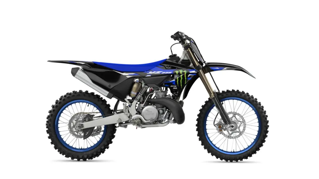 Yamaha YZ250 Monster Energy Yamaha Racing Edition, Seitenansicht, schwarze und blaue Lackierung, Motocross-Motorrad