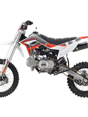 BSE Trail Pitbike PH10L-140 Offroad-Motorrad mit 140ccm Motor, Seitenansicht auf weißem Hintergrund