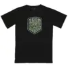 Schwarzes T-Shirt mit grün-schwarzem FIST Handwear Logo auf der Brust