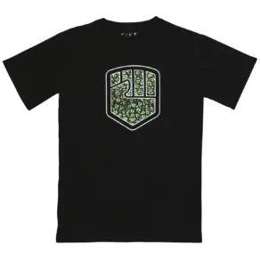 Schwarzes T-Shirt mit grün-schwarzem FIST Handwear Logo auf der Brust