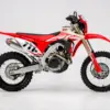 Honda CRF450X Baja-Umbau mit Startnummer 711, Renn-Spezifikationen und LED-Scheinwerfern, seitliche Ansicht