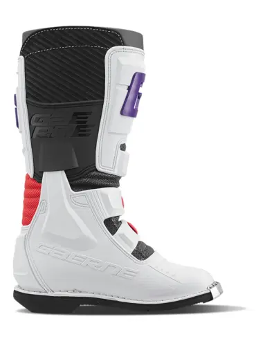 Gaerne GXJ WHITE/RED/PURPLE Motocross-Stiefel in Seitenansicht vor weißem Hintergrund