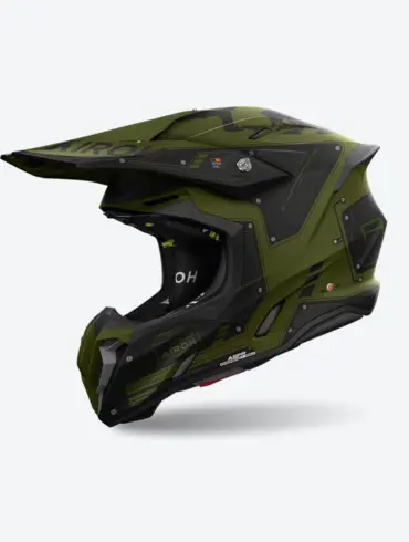 Airoh TWIST 3 MILITARY Motorradhelm in Olivgrün mit markanten Linien, offener Kinnpartie und verlängertem Helmschild.