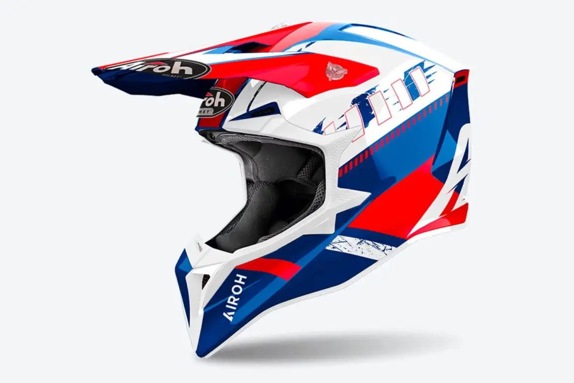 WRAAAP FEEL Motocross-Helm in blau, rot und weiß von der Seite