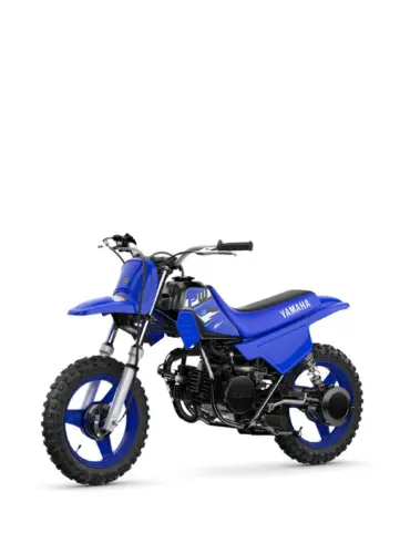 Yamaha PW50 in Blau, kindgerechtes Motocross-Motorrad auf weißem Hintergrund