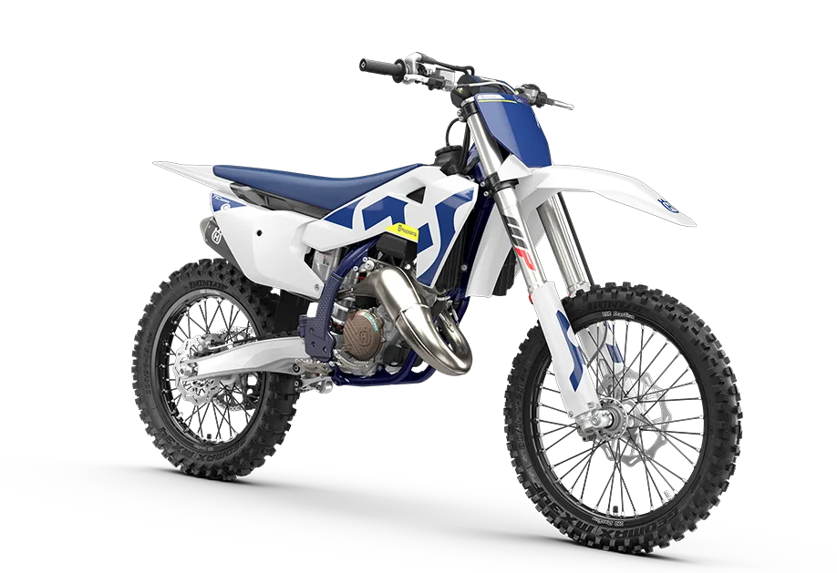 Husqvarna TC 125 2026 Motocross-Motorrad in seitlicher Ansicht, weiß-blaues Design, stehende Präsentation vor neutralem Hintergrund