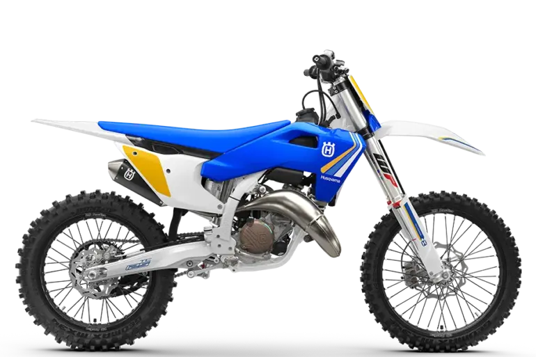 Motocross-Motorrad Husqvarna TC 125 Heritage 2025 mit blau-gelbem Design, Seitenansicht.