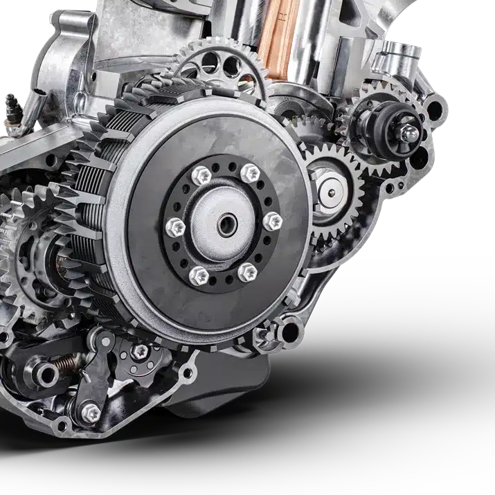 Detailaufnahme des geöffneten Motors der Husqvarna TC 250 Heritage 2025 mit sichtbaren Zahnrädern und Kolben.