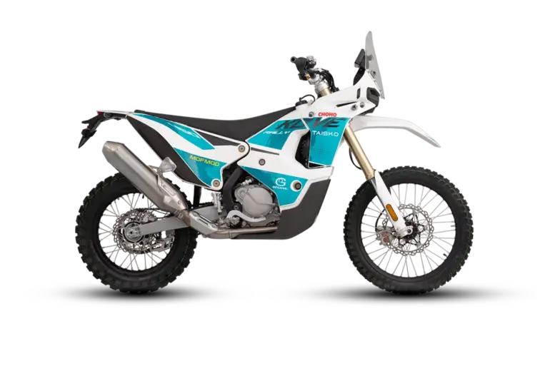 Seitenansicht der Kove 450 Rally, Rally-Motorrad mit großem Tank und Offroad-Ausstattung.