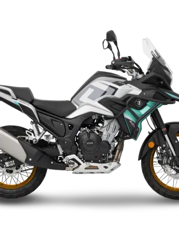Seitenansicht der Kove 510X Reiseenduro mit goldenen Speichenfelgen
