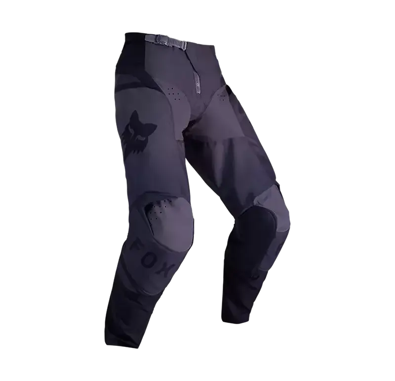 Schwarze Fox 180 Shield Motocross-Hose mit verstärkten Kniebereichen und ergonomischem Schnitt.