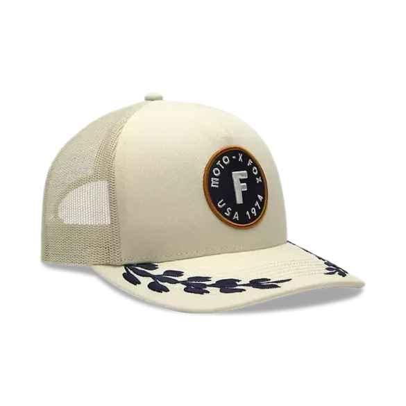 Beige Circa 74 Mesh Trucker Hut für Frauen mit großem F-Logo, Mesh-Einsatz und grafischem Schirm.