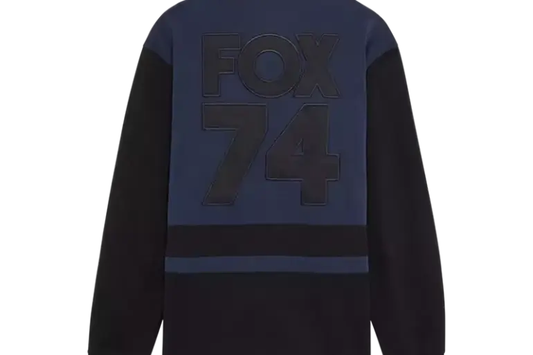 Rugby-Oberteil mit FOX 74 Aufschrift auf dem Rücken in Mitternachtsblau und Schwarz, lange Ärmel.
