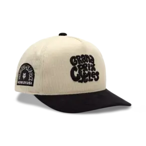 Circa 74 Snapback-Kappe aus cremefarbenem Cord mit schwarzem Schirm und gesticktem Grand Prix Cycles-Logo auf der Vorderseite.