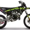 Fantic XE 50 Performance 2025 Seitenansicht, sportliche 50ccm Enduro mit Stollenreifen
