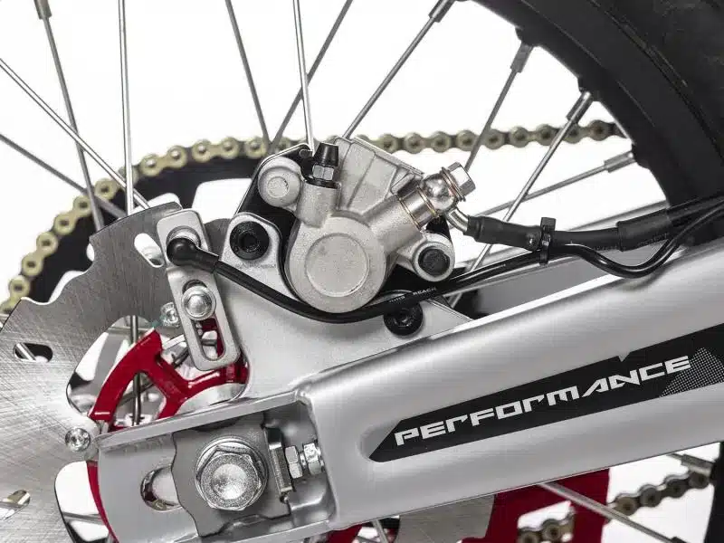 Hinterradbremse mit Wave-Scheibe an der Fantic XE 50 Performance 2025