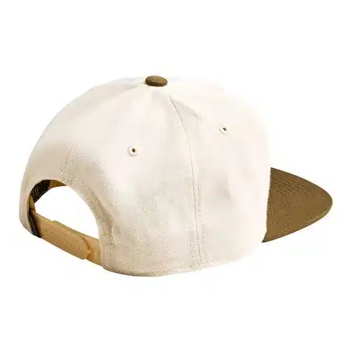 Rückansicht der Flat Bill Snapback Peace Vintage Weiß/Olive mit olivfarbener Krempe und weißem Oberteil.