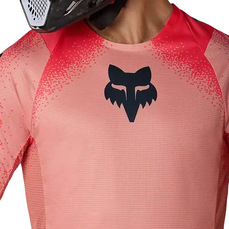 Detailaufnahme vom Flexair Vision Limited Edition Jersey, leichtes Motocross-Trikot mit Fox Racing Logo.