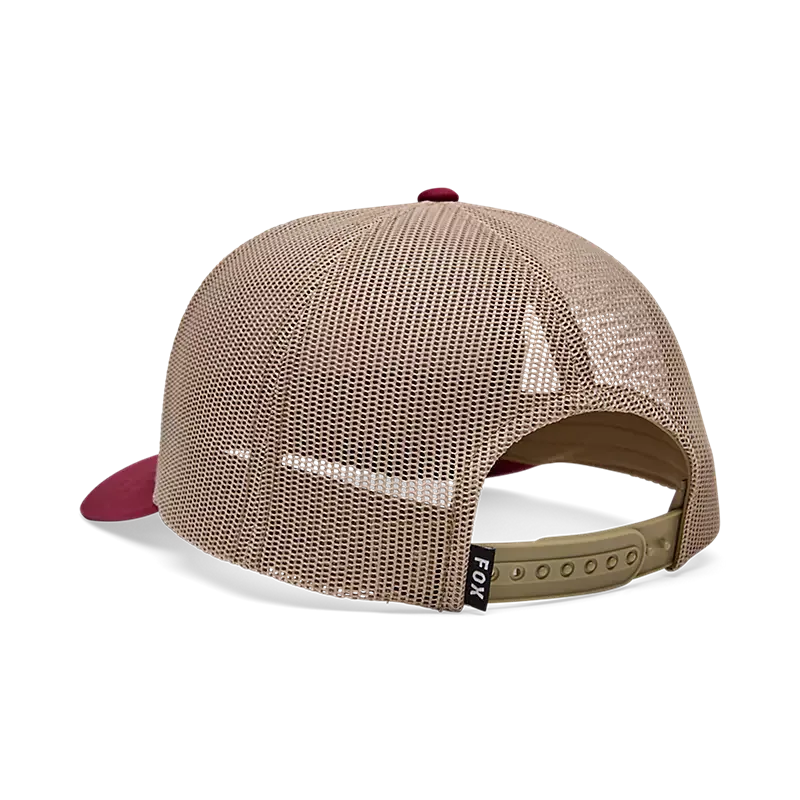 Fox Draft Trucker Hat in Kardinalrot von hinten, mit beigem Mesh-Back und Snapback-Verschluss