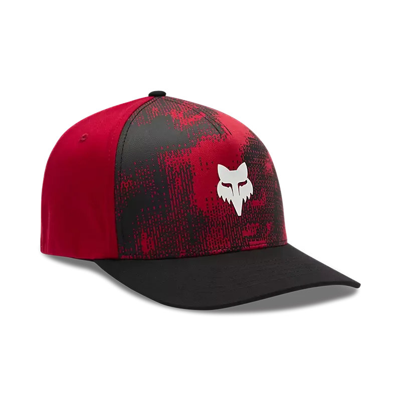Rote Fox Flexfit Cap mit schwarzem Schirm und Fox-Logo auf der Vorderseite.