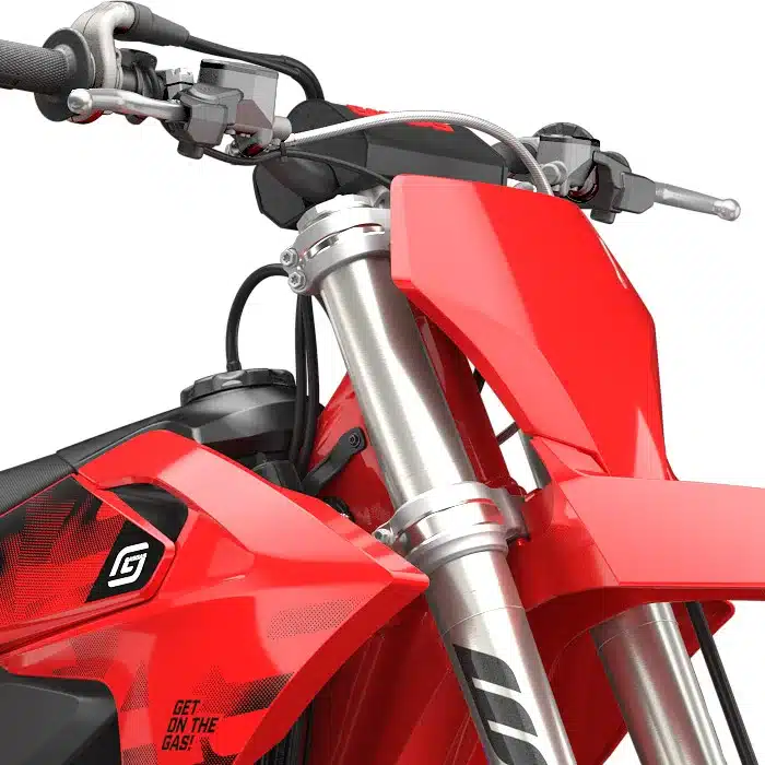 Lenker, Gabel und Frontbereich der GASGAS MC 250F 2026 aus der Nähe