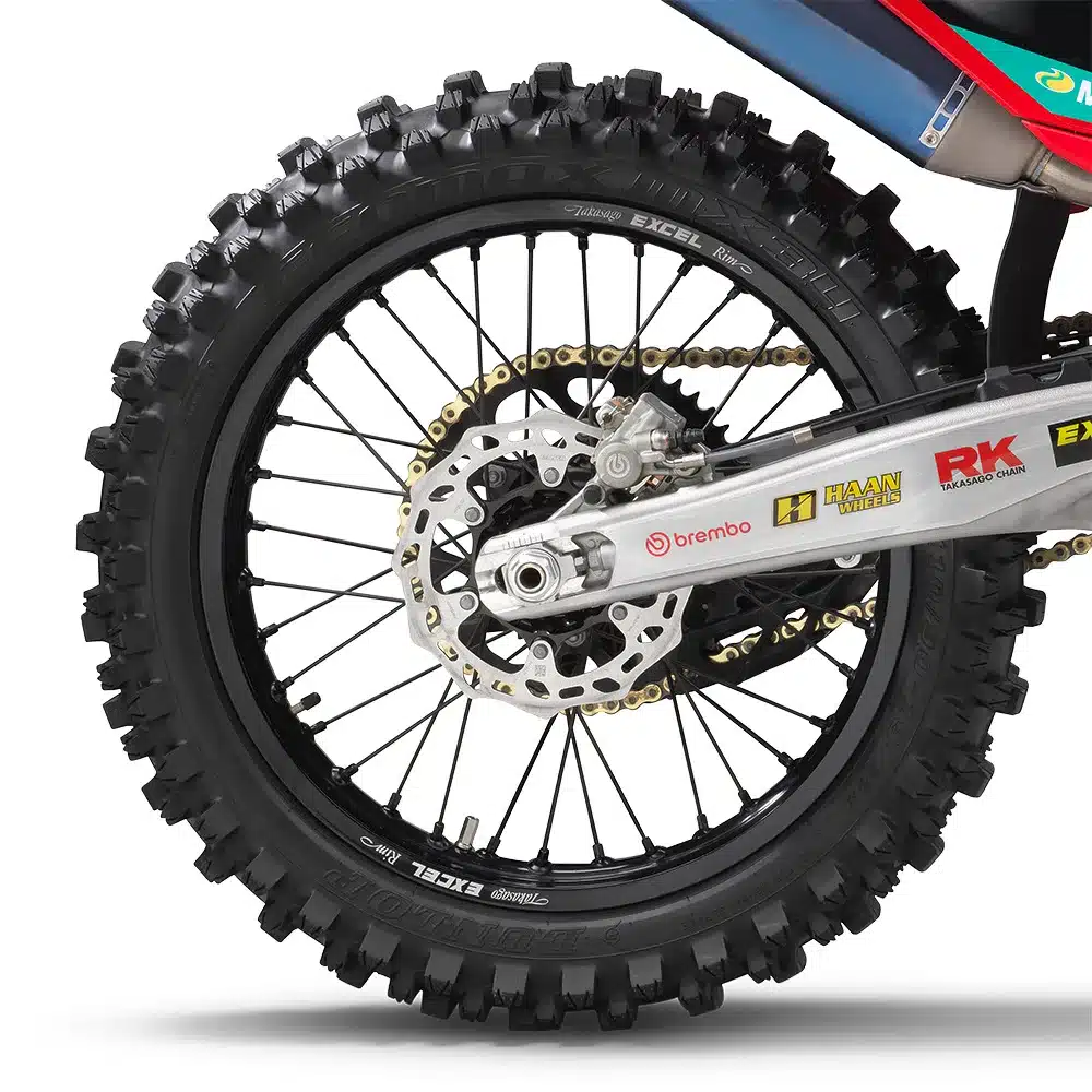 GASGAS MC 250F Factory Edition 2025 Hinterrad mit Brembo-Bremse, Factory Racing Rad und Dunlop GEOMAX MX34 Reifen