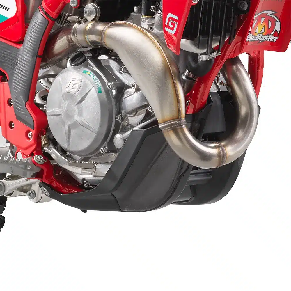 Motor und FMF Factory 4.1 RCT Auspuff der GASGAS MC 450F Factory Edition 2025 in Nahaufnahme