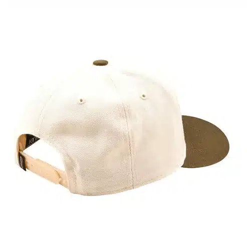 Gebogene Snapback-Cap in Vintage White/Olive, Rückansicht mit Snapback-Verschluss.