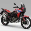 Honda CRF1100L Africa Twin 2024 Motorrad in Rot, Seitenansicht, im Studio vor grauem Hintergrund.