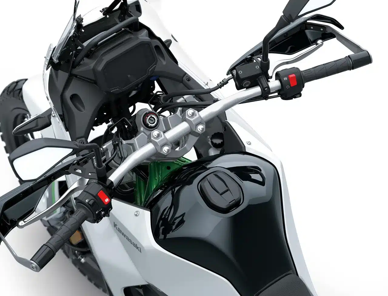 Kawasaki KLE500 SE 2026 Lenker, Cockpit und Tank in der Nahaufnahme