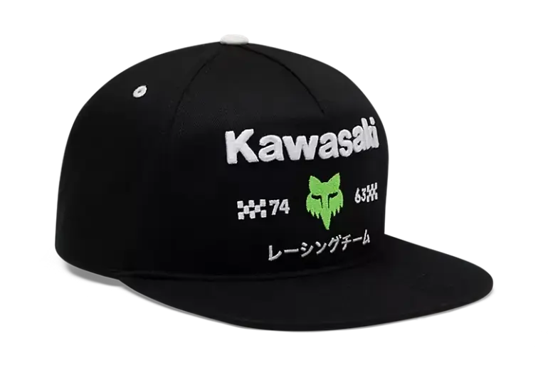 Kawasaki Snapback Cap mit weißem Schriftzug, grünem Logo und Stickerei auf der Vorderseite