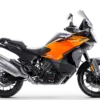 KTM 1390 Super Adventure S Motorrad in Seitenansicht mit orange-schwarzem Design