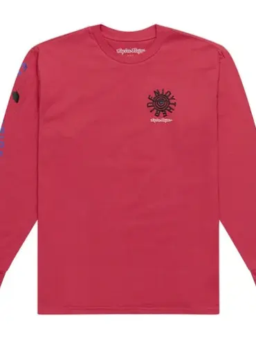 Fuchsiafarbenes, langärmeliges T-Shirt mit dezentem Print auf der Brust