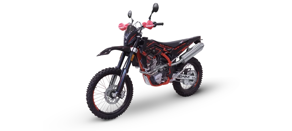 SWM RS 500 R Enduro-Motorrad in Schwarz-Rot mit grobstolliger Bereifung und LED-Lichtanlage