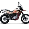 SWM Superdual X Motorrad, Seitenansicht, beige-rote Lackierung, Enduro-Bereifung, robustes Fahrwerk.
