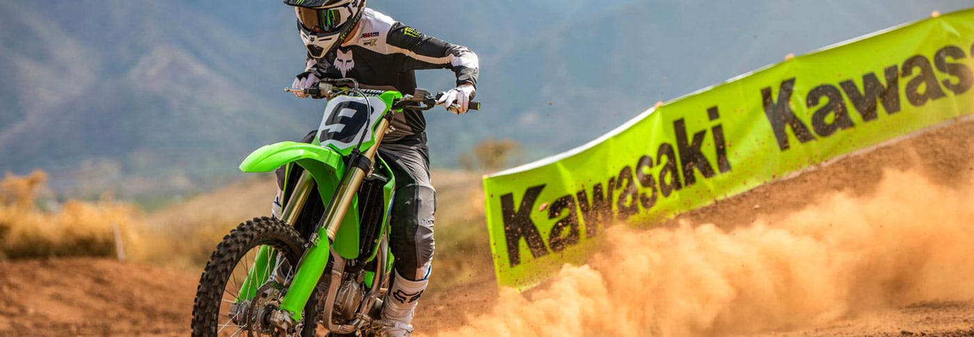 MOTOCROSS-LINEUP-Kawasaki