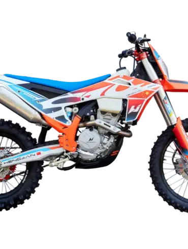 Hengjian S8 NX250 Motocross-Motorrad in sportlicher Lackierung, Seitenansicht