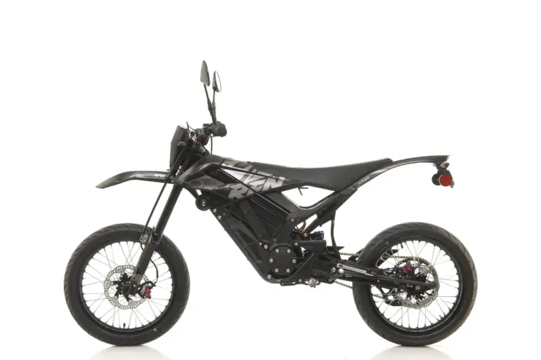 RFN ARES Road Elektro-Dirtbike in schwarzer Ausführung, Seitenansicht auf weißem Hintergrund.
