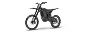 Elektrisches Offroad-Motorrad Talaria Komodo MX6 in Schwarz, freigestellt vor weißem Hintergrund
